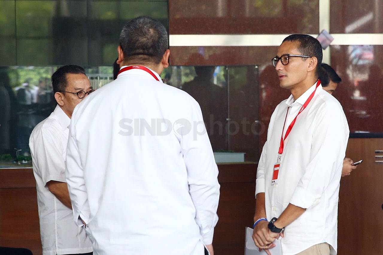Sandiaga Uno Penuhi...