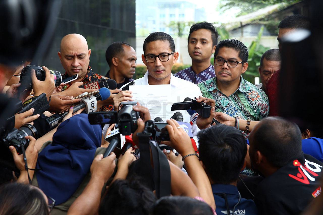 Sandiaga Uno Penuhi...