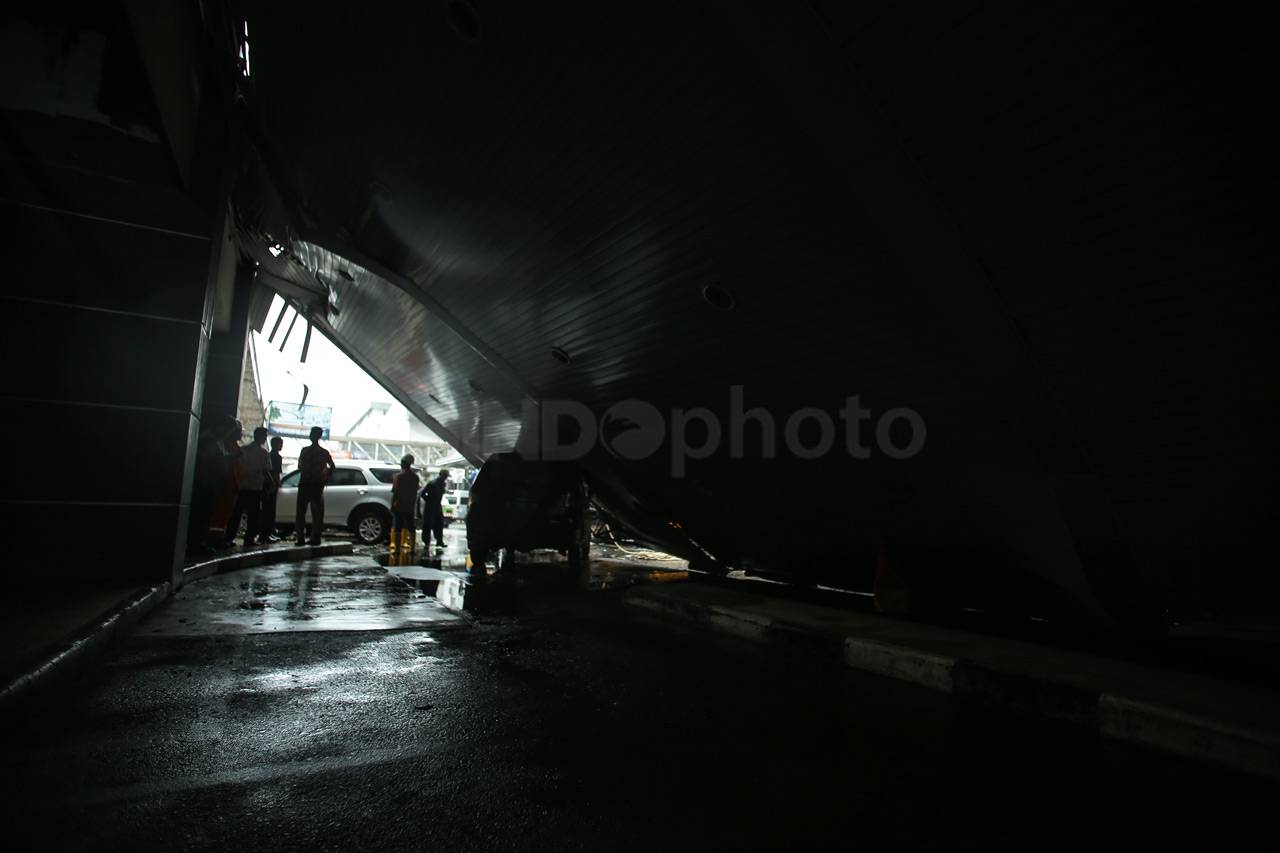 Atap Pelabuhan Batam...
