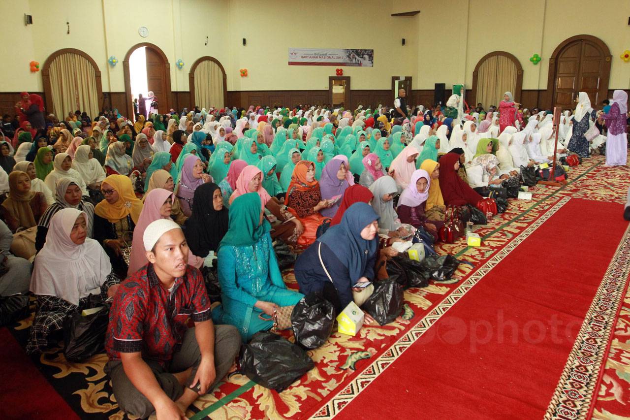 Muslimat NU Peringati...