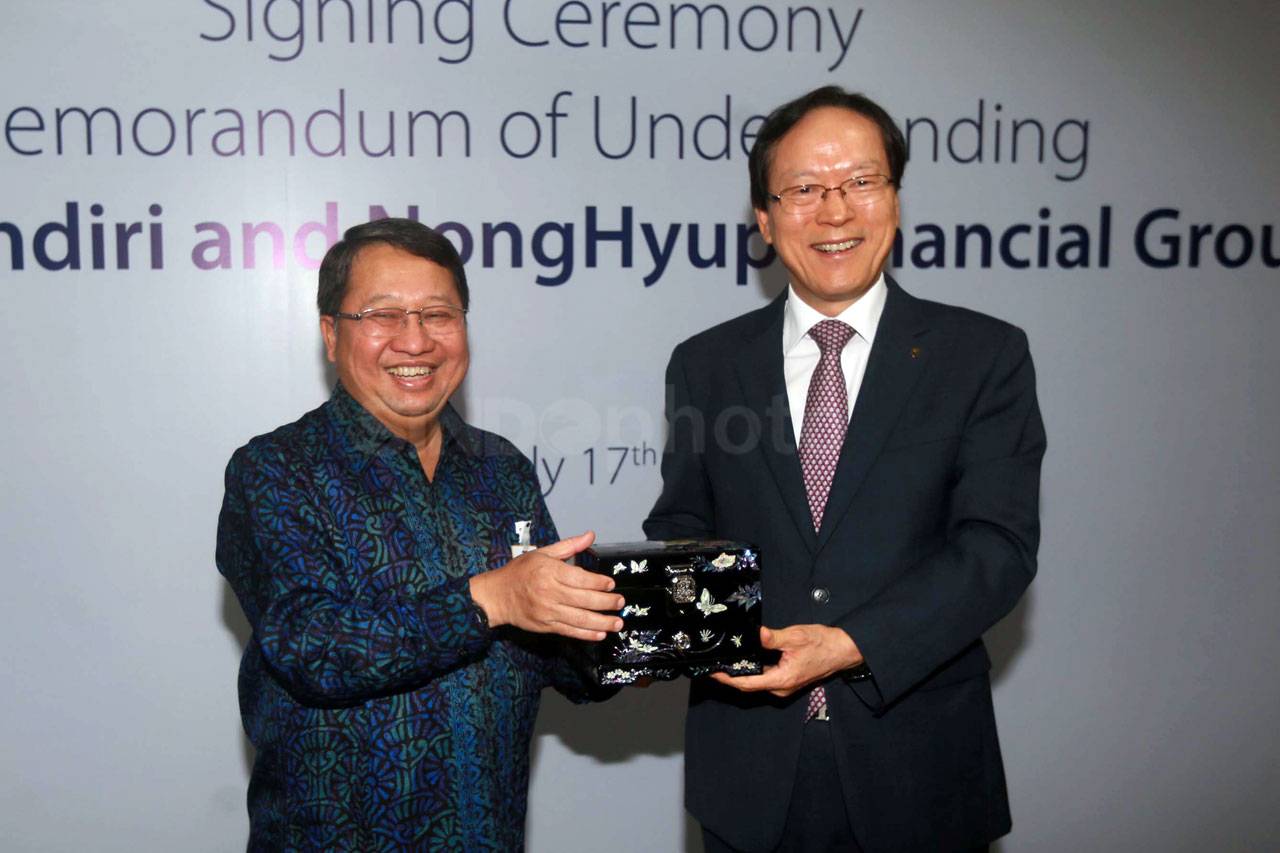 Bank Mandiri dan NongHyup...