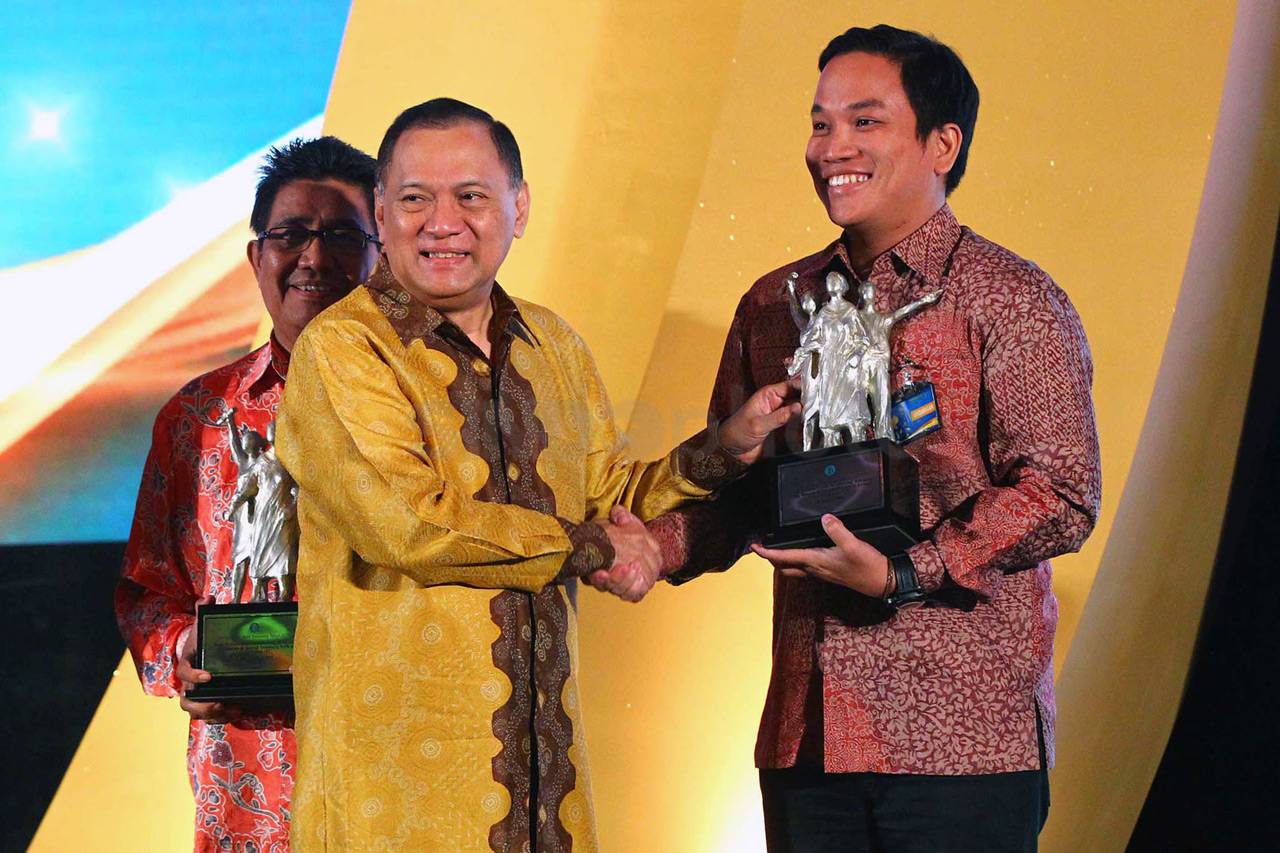 Go-Jek Raih Penghargaan...