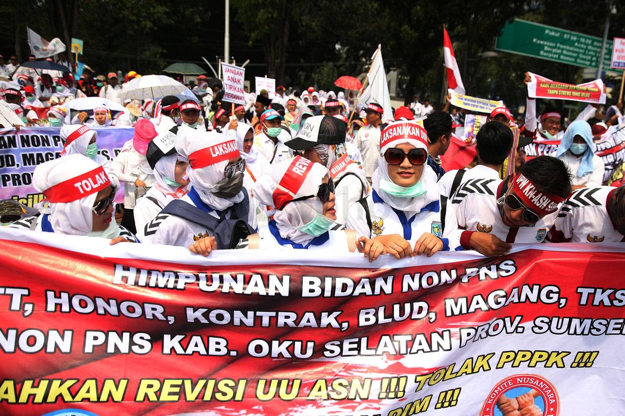 Ribuan Pegawai Non PNS...