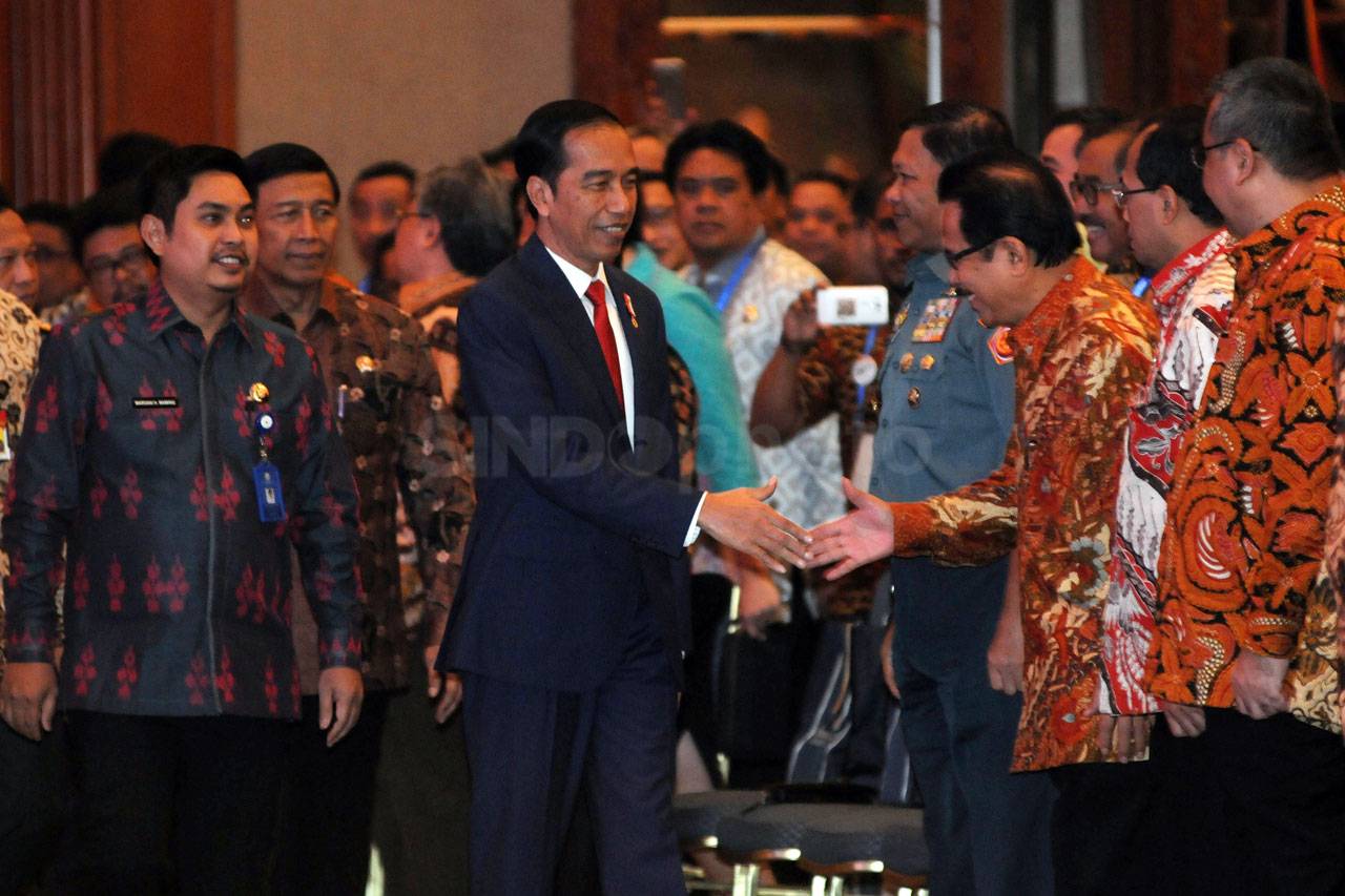 Presiden Jokowi Buka...