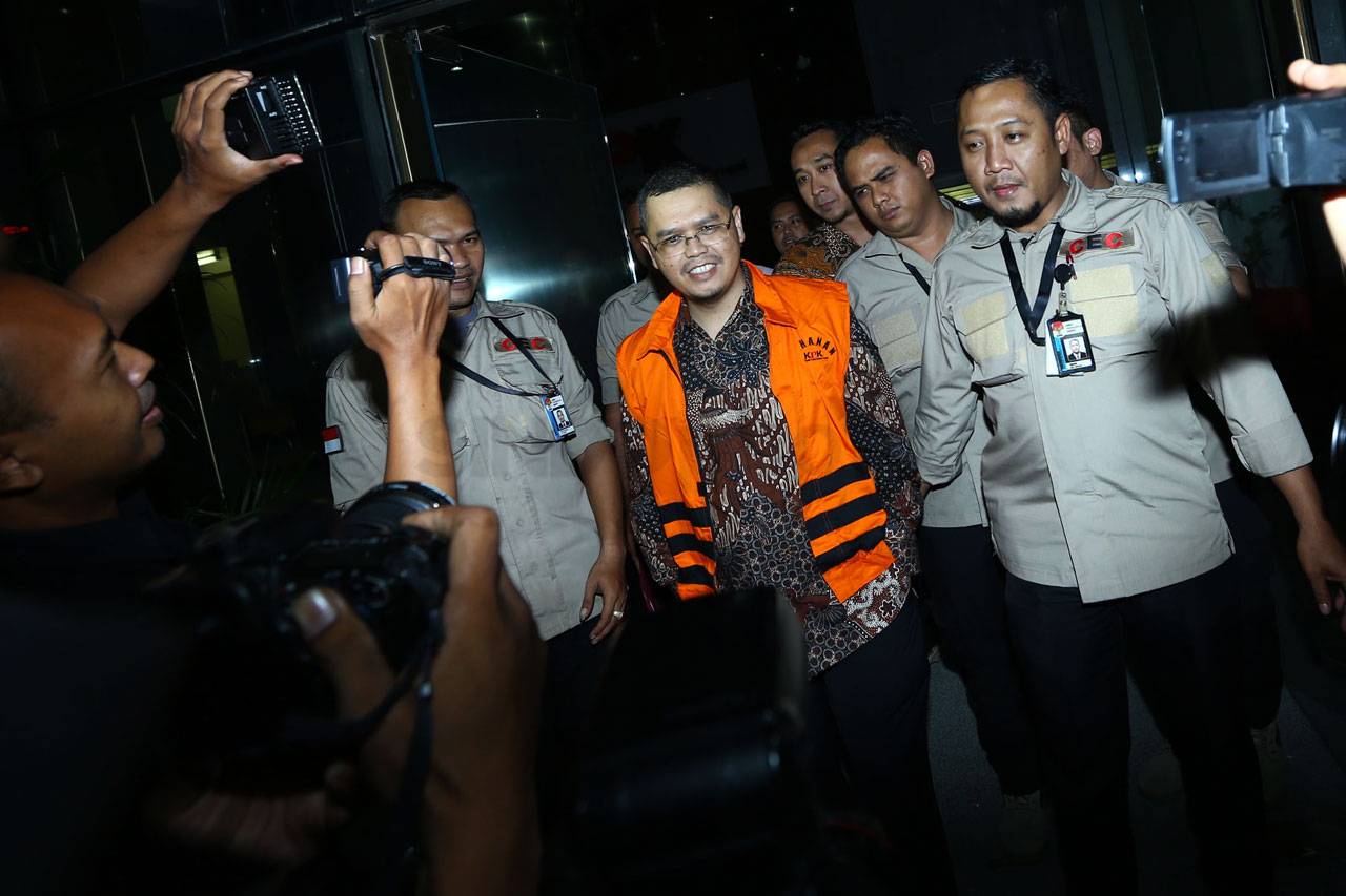 KPK Resmi Tahan Wakil...