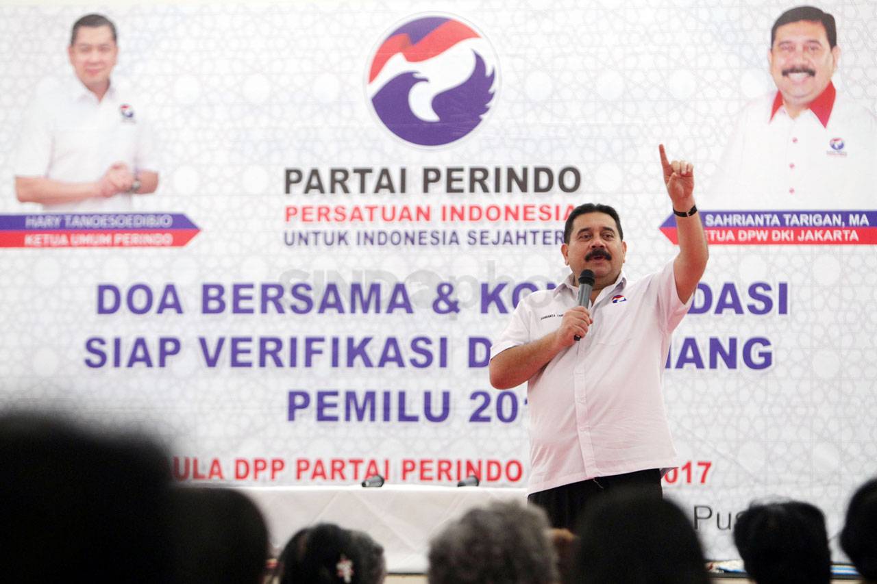 Partai Perindo Gelar...