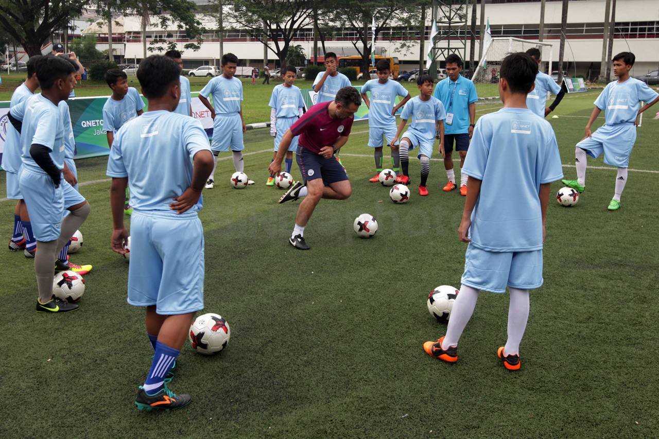 Qnet dan Manchester...