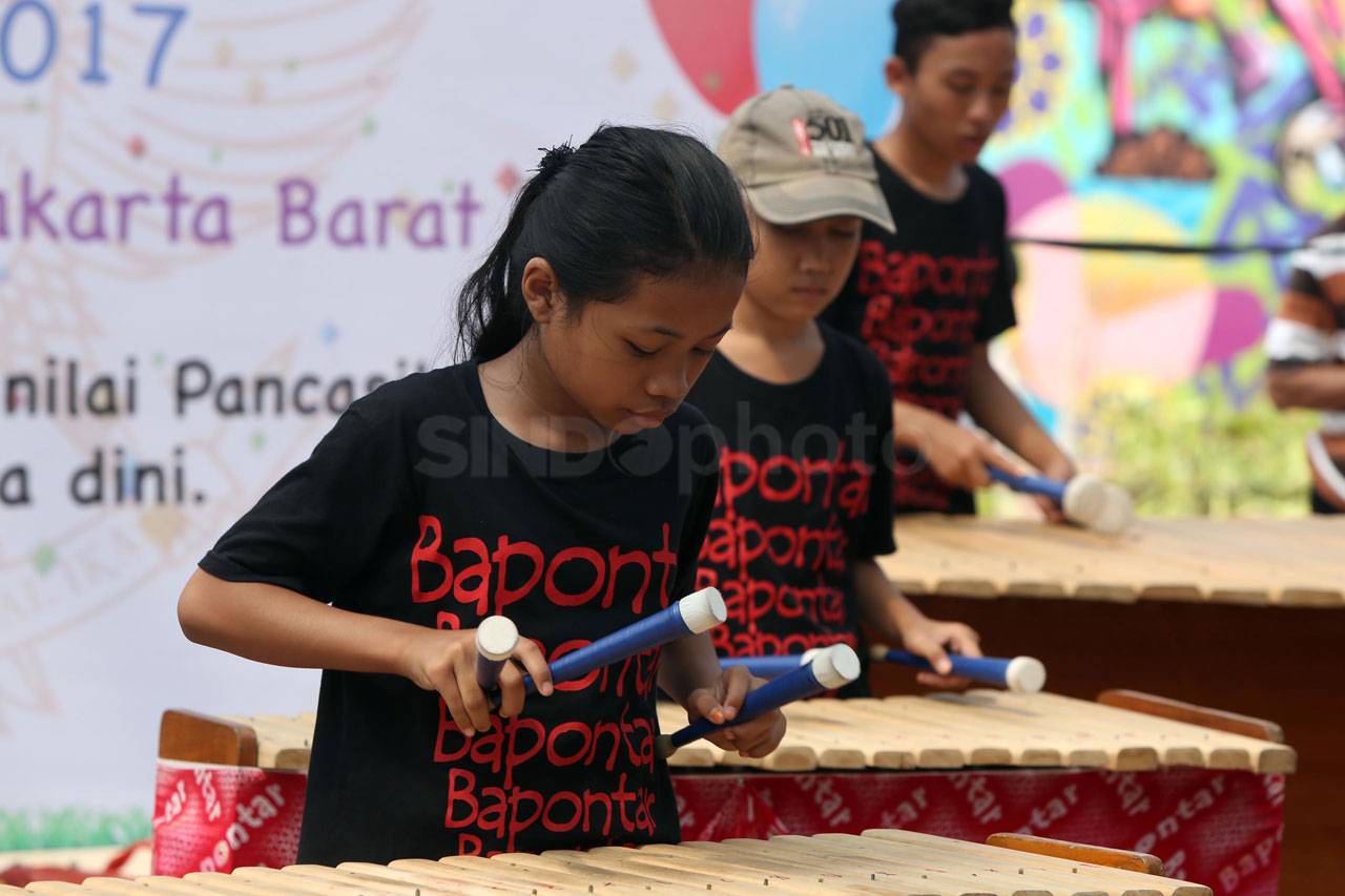 Peringatan Hari Anak...