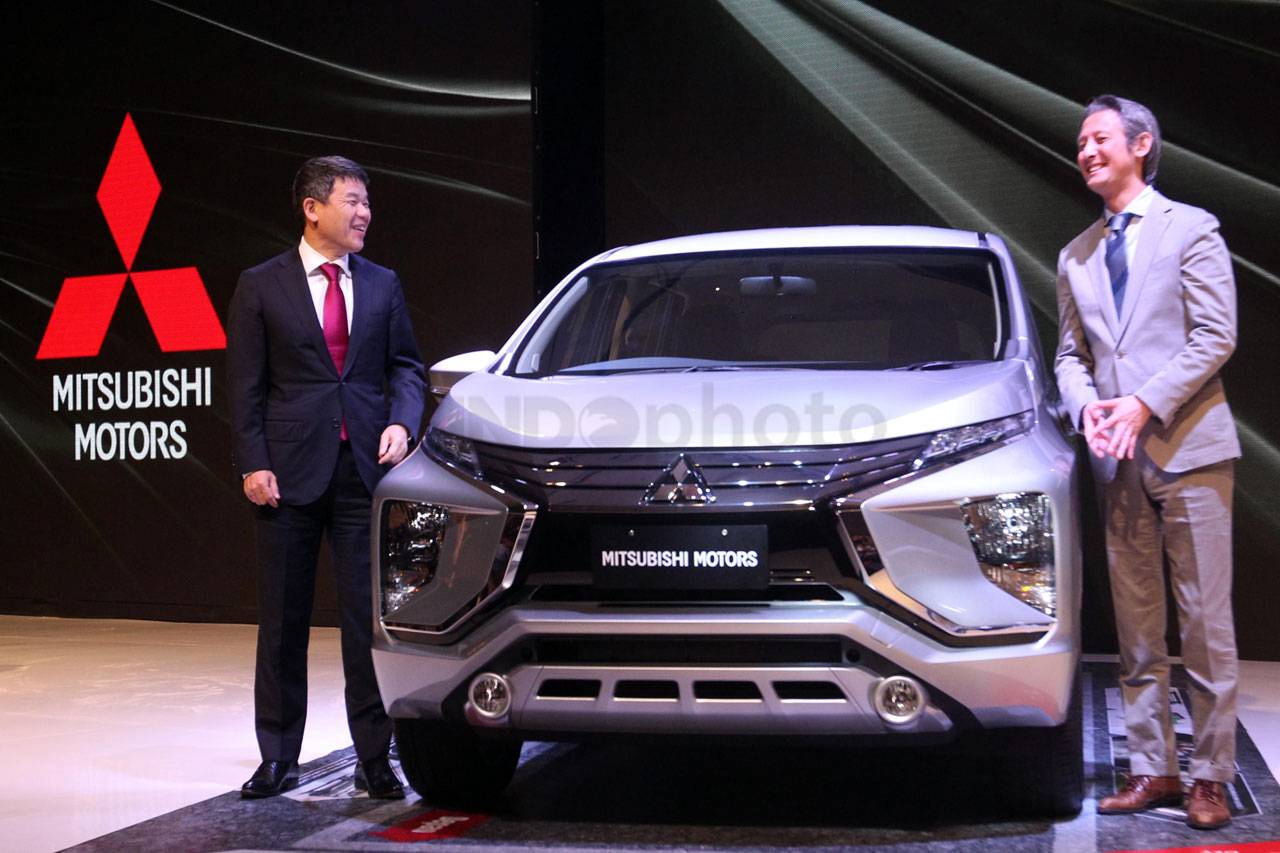 Mitsubishi Memperkenalkan...