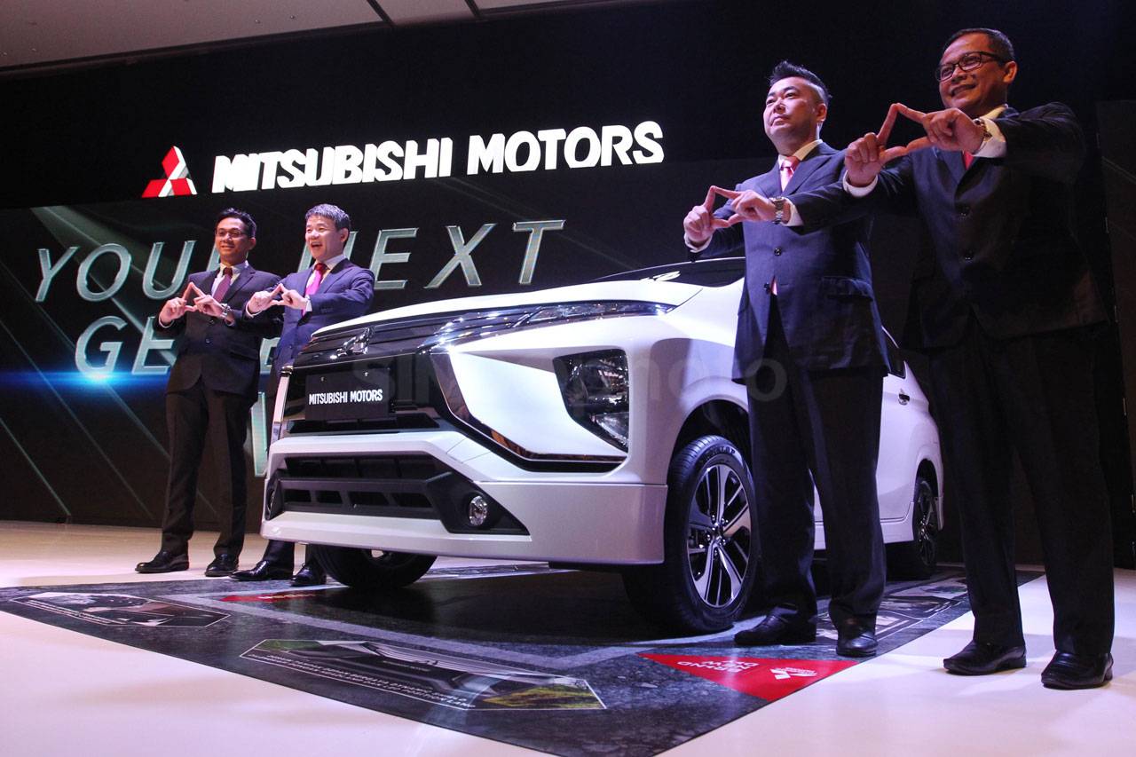 Mitsubishi Memperkenalkan...