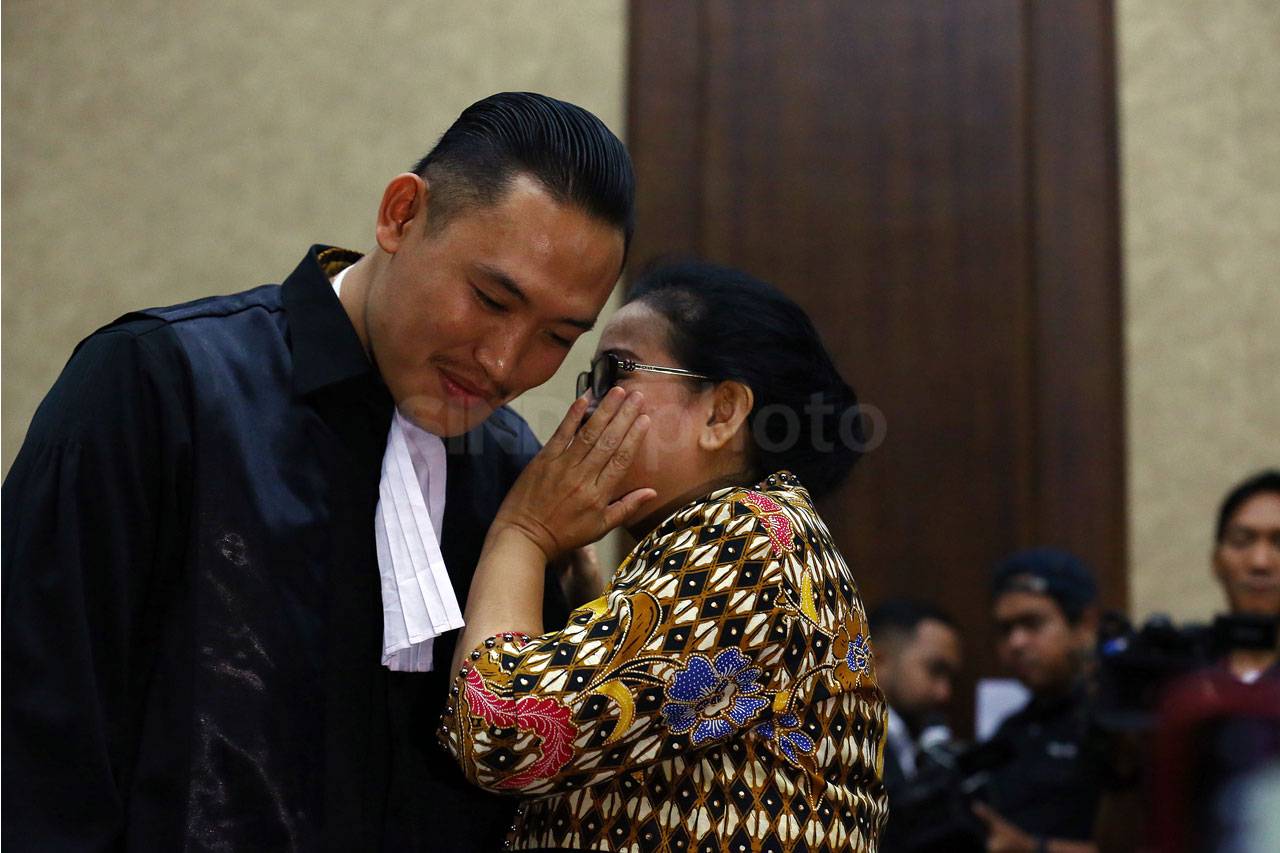 Miryam S Haryani Bacakan...