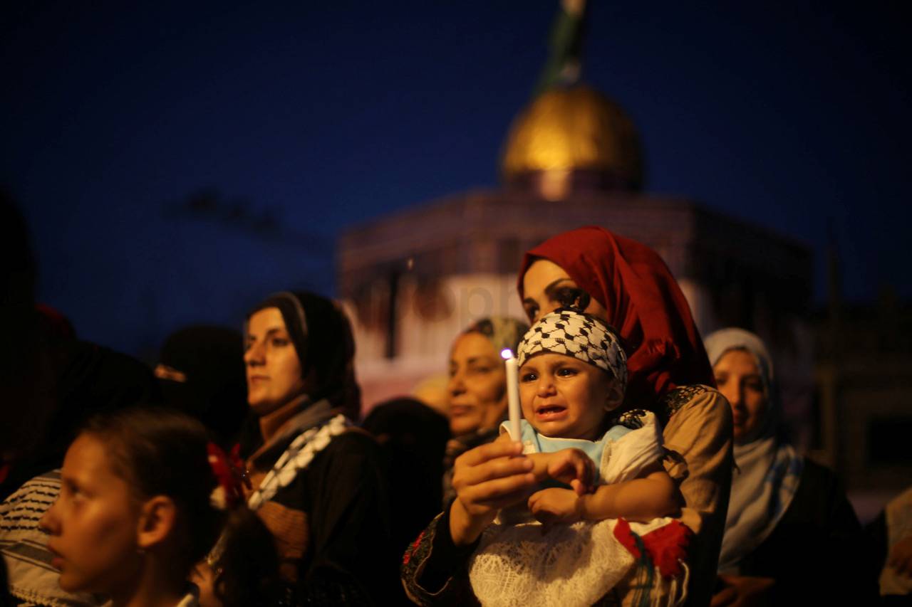 Protes Israel, Ribuan...