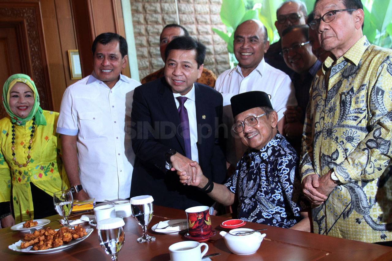 Pengurus Partai Golkar...