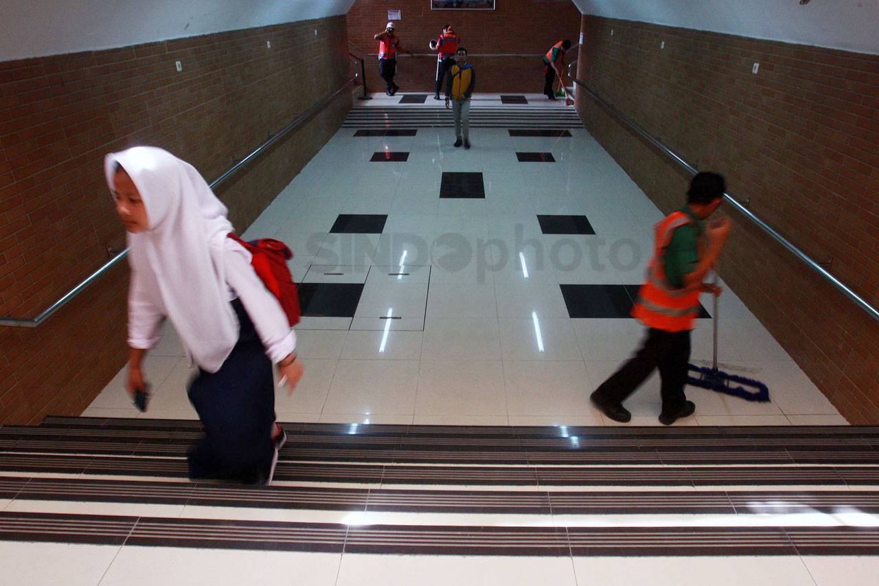 Underpass Stasiun Tebet...
