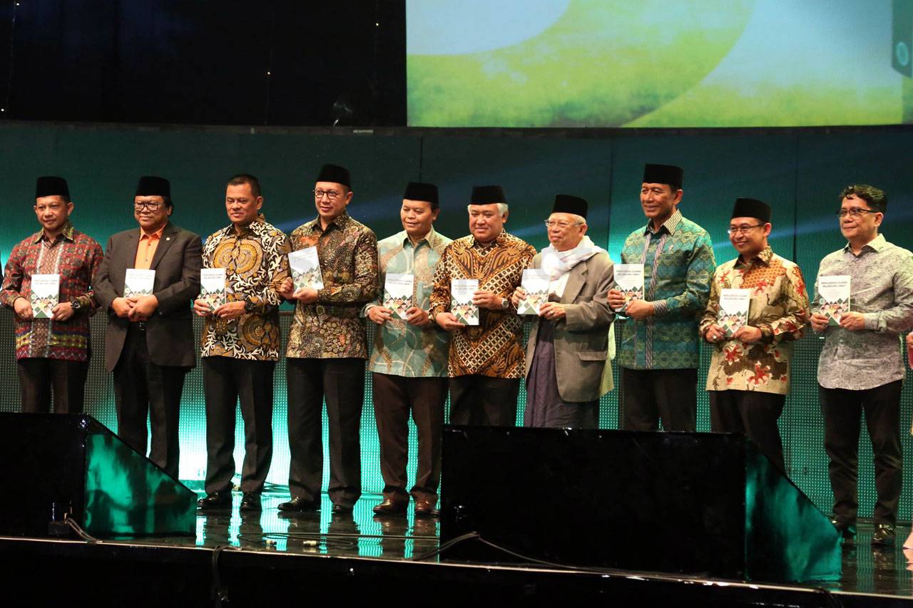 RCTI Raih Penghargaan...