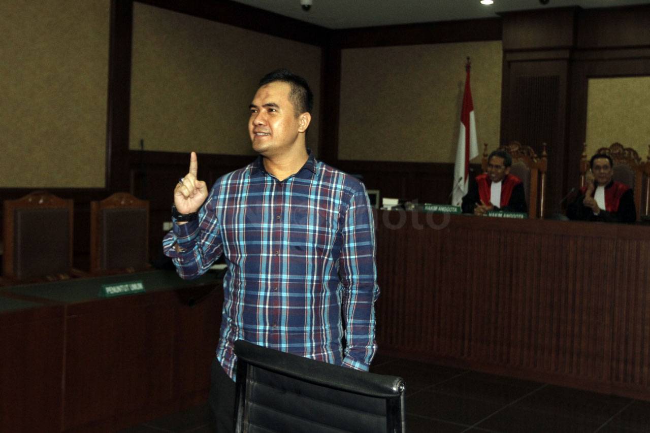 Terbukti Menyuap, Pedangdut...