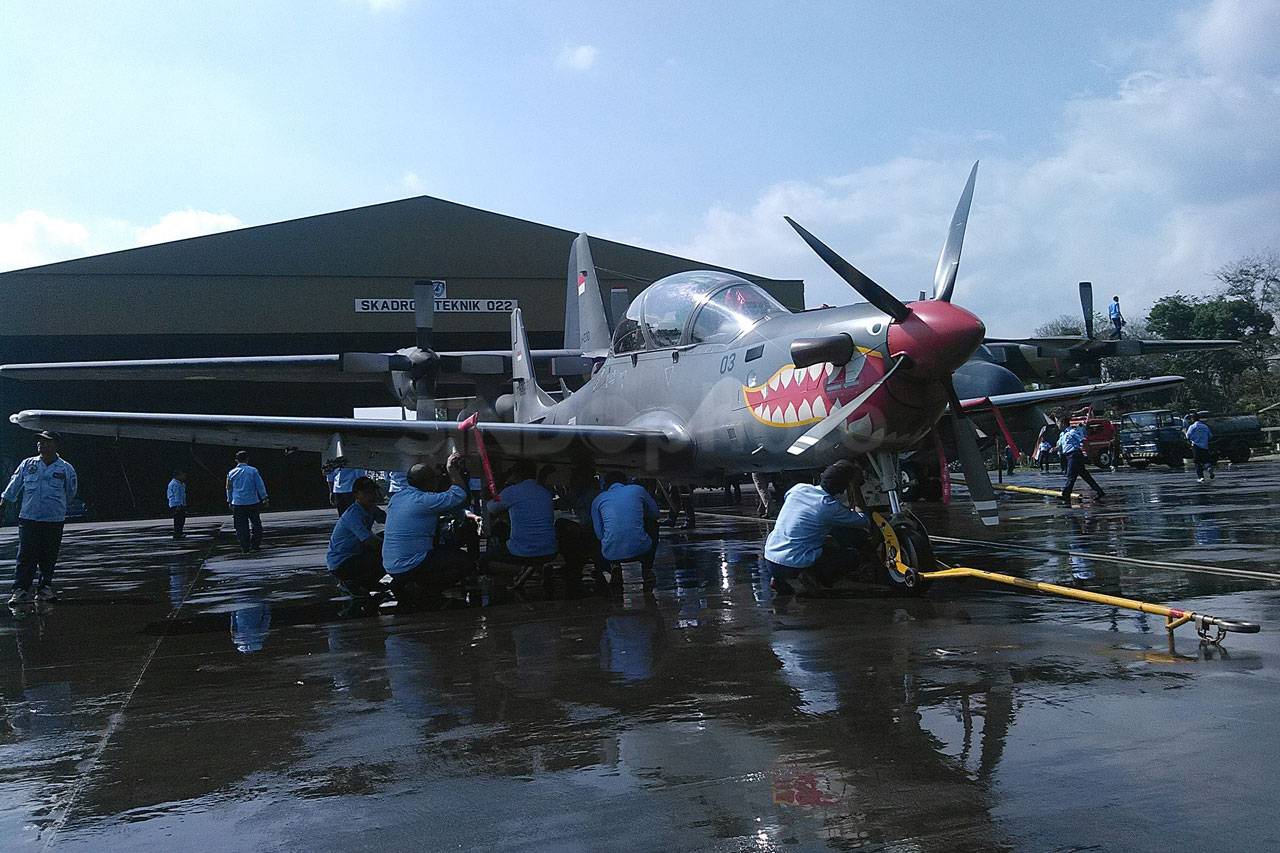Rayakan HUT Ke-57 Skadron...