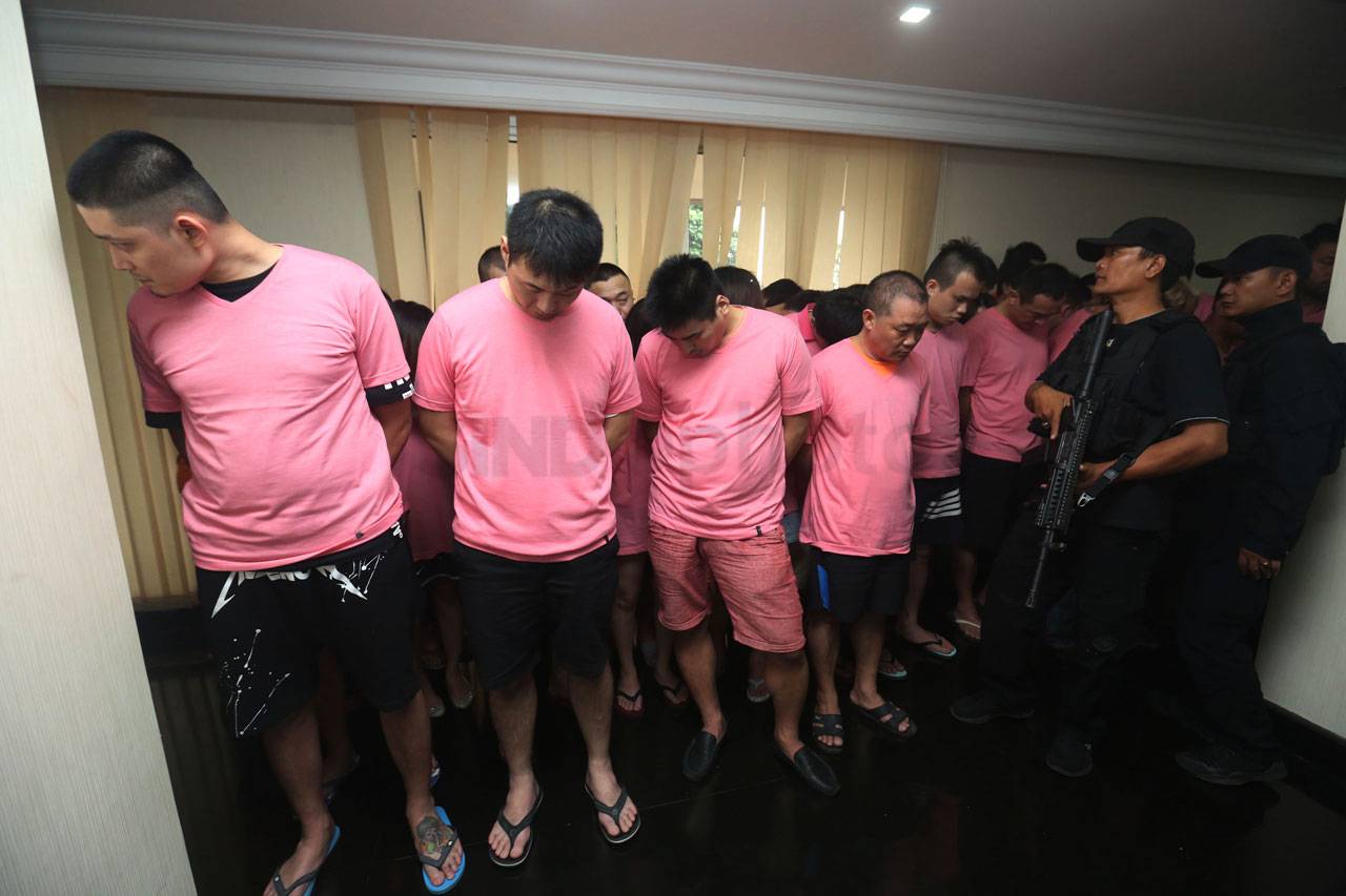 Polisi Indonesia dan...