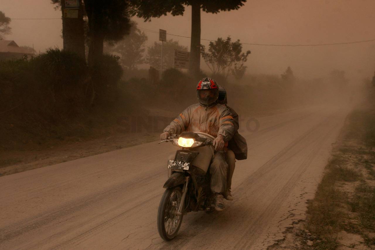Raut Sedih Warga Desa...