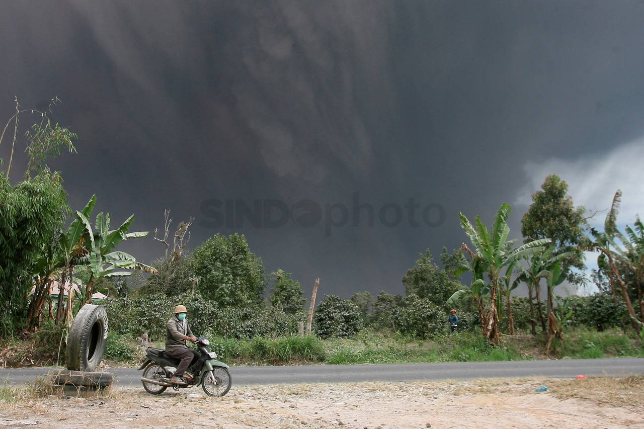 Raut Sedih Warga Desa...