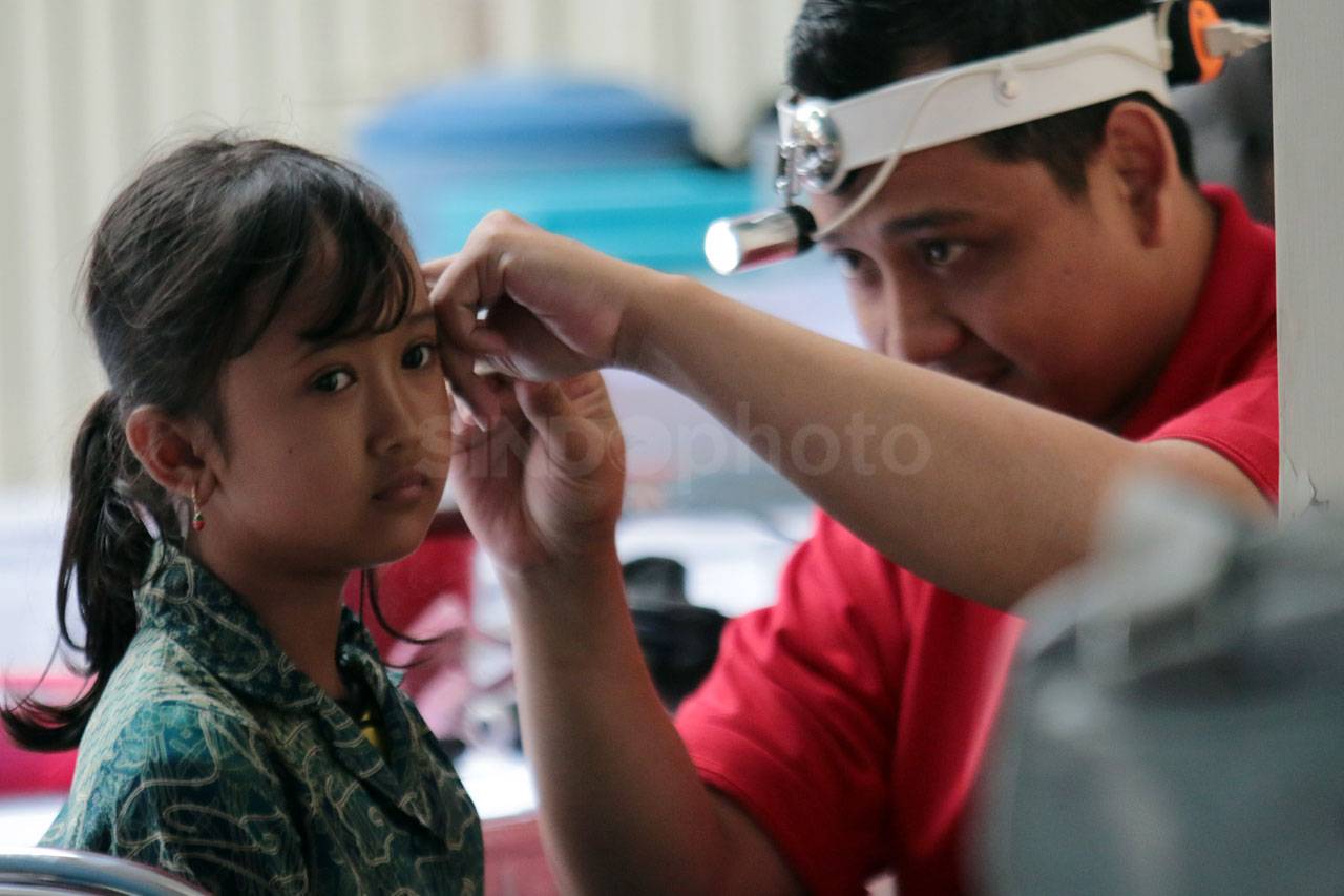 800 Alat Bantu Dengar...