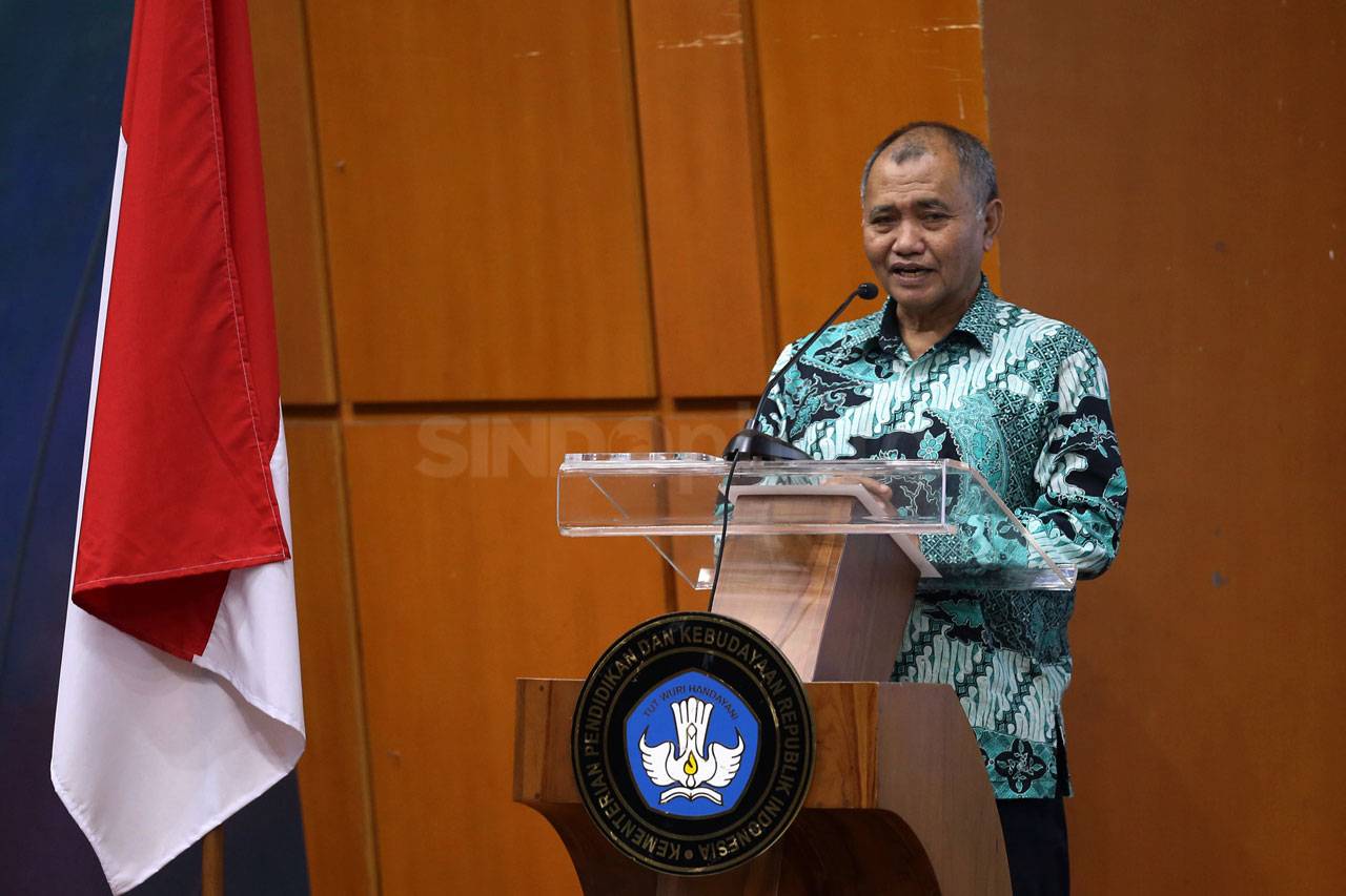 Kemendikbud Gandeng...