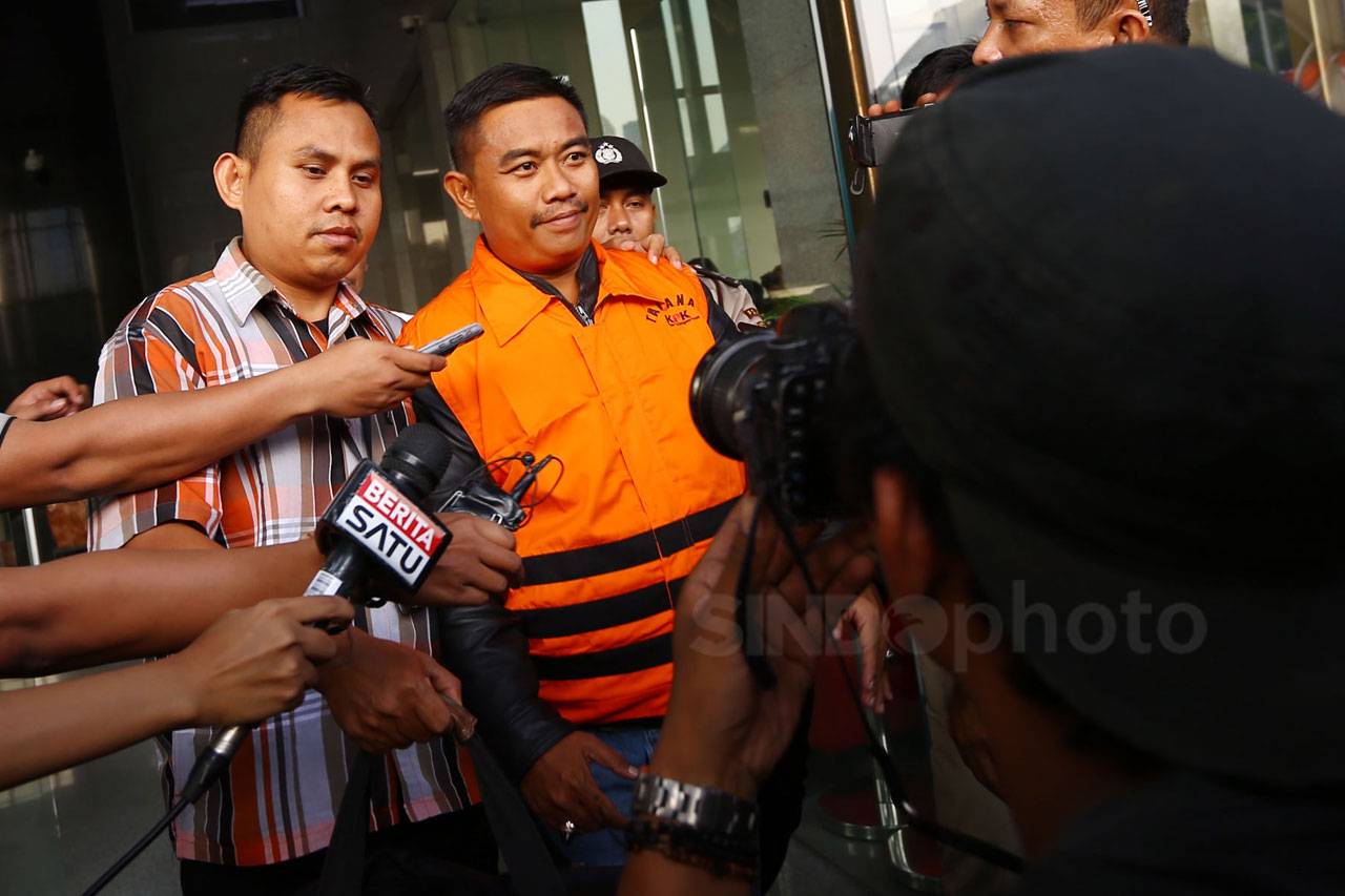Ini Dia Kepala Desa...