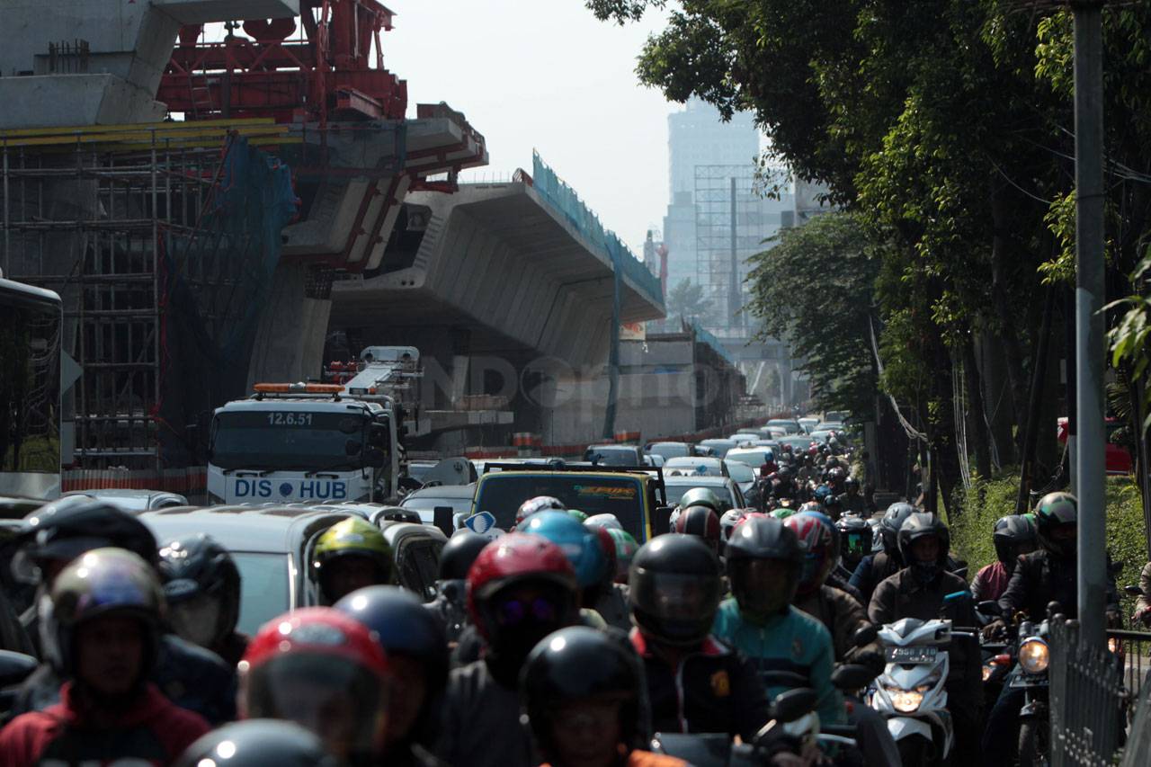 Atasi Kemacetan di Kawasan...