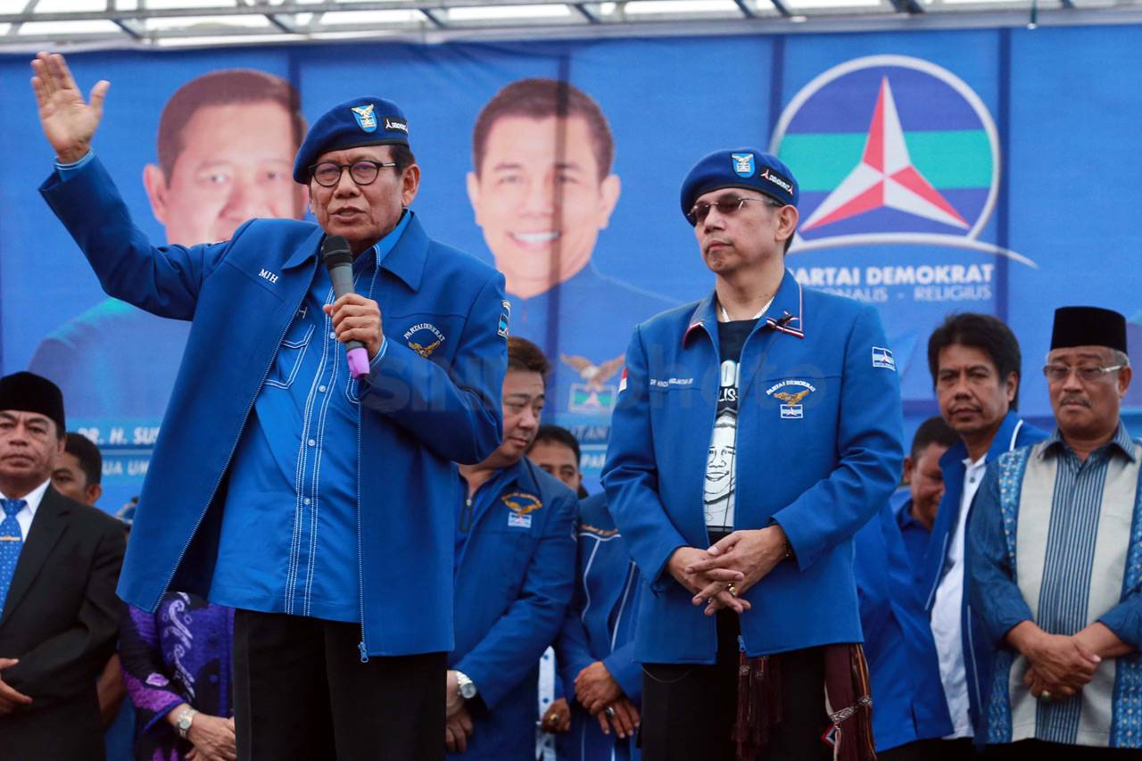 Waketum dan Sekjen Partai...