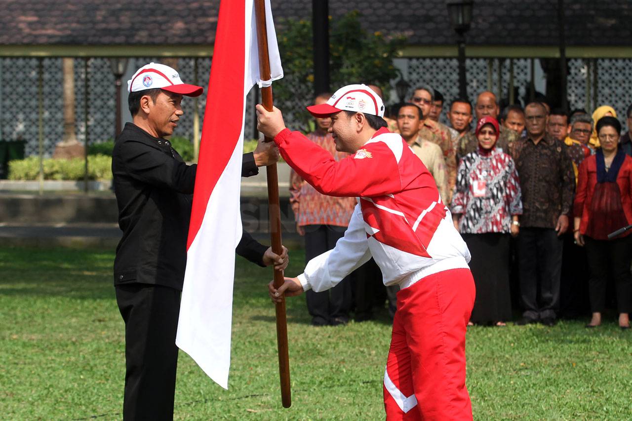 Presiden Jokowi Lepas...