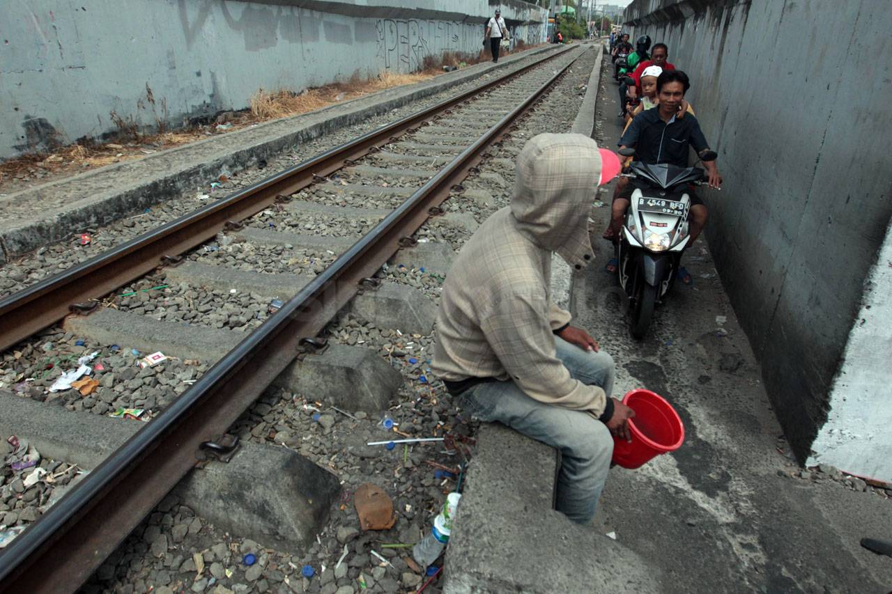 Menempuh Bahaya, Berkendara...