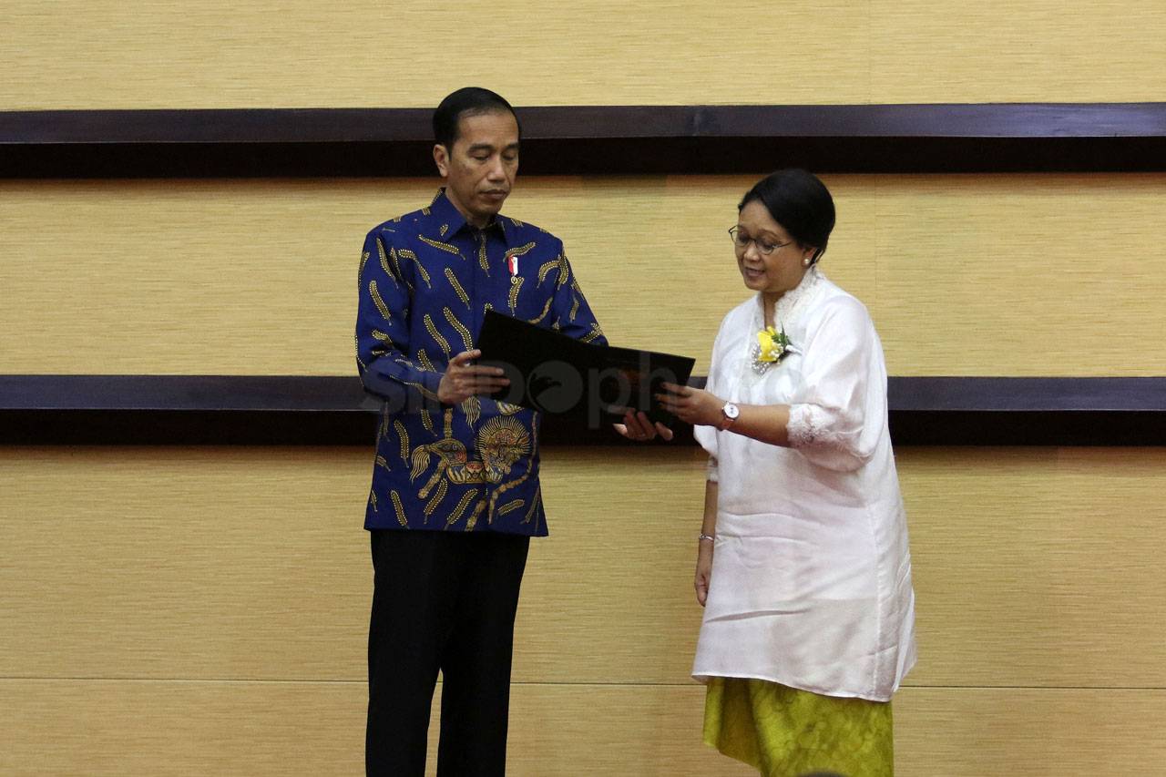 Presiden Jokowi Hadiri...
