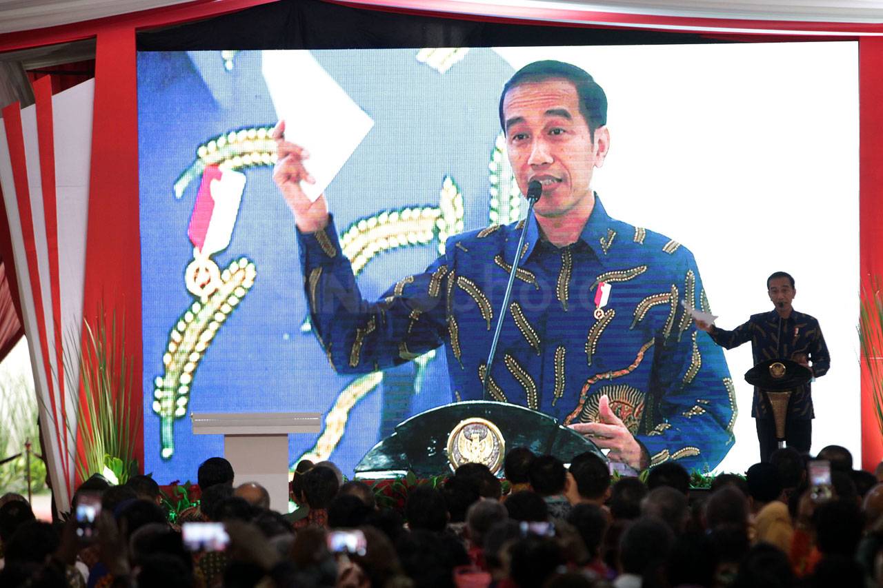 Presiden Jokowi Buka...