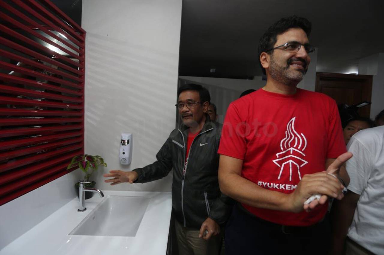 Djarot Tinjau Fasilitas...