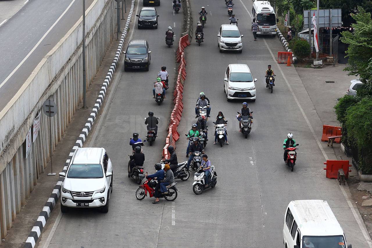Melanggar Aturan, Penyebab...
