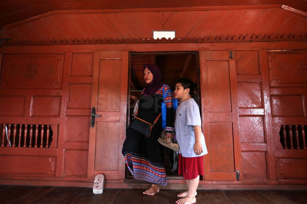 Merawat Rumah Si Pitung,...