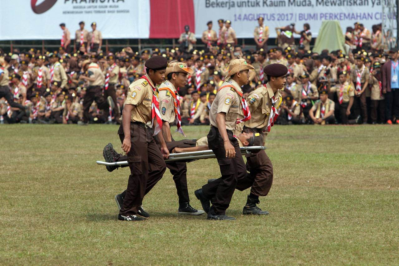 Presiden Jokowi Hadiri...