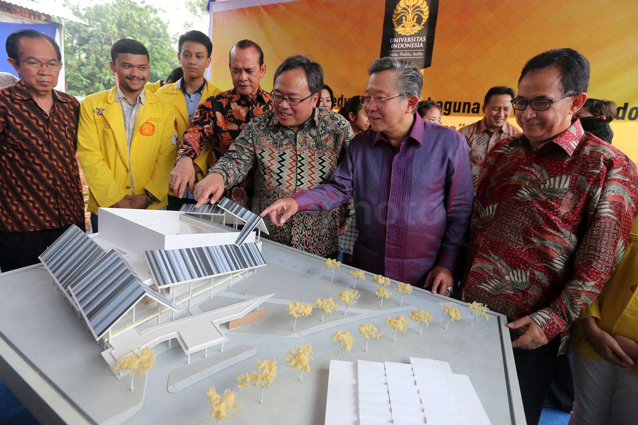 Kepala Bappenas Meletakkan...