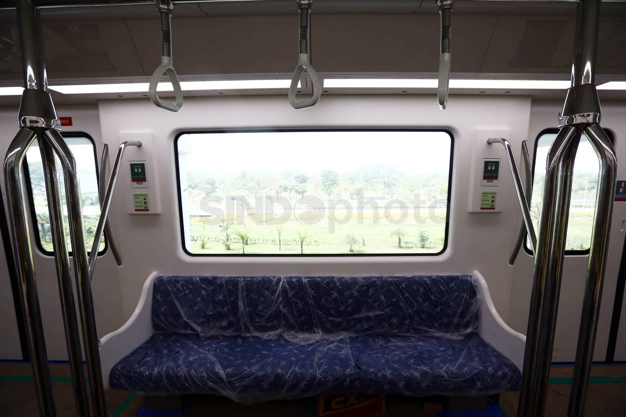 Ujicoba Skytrain di...