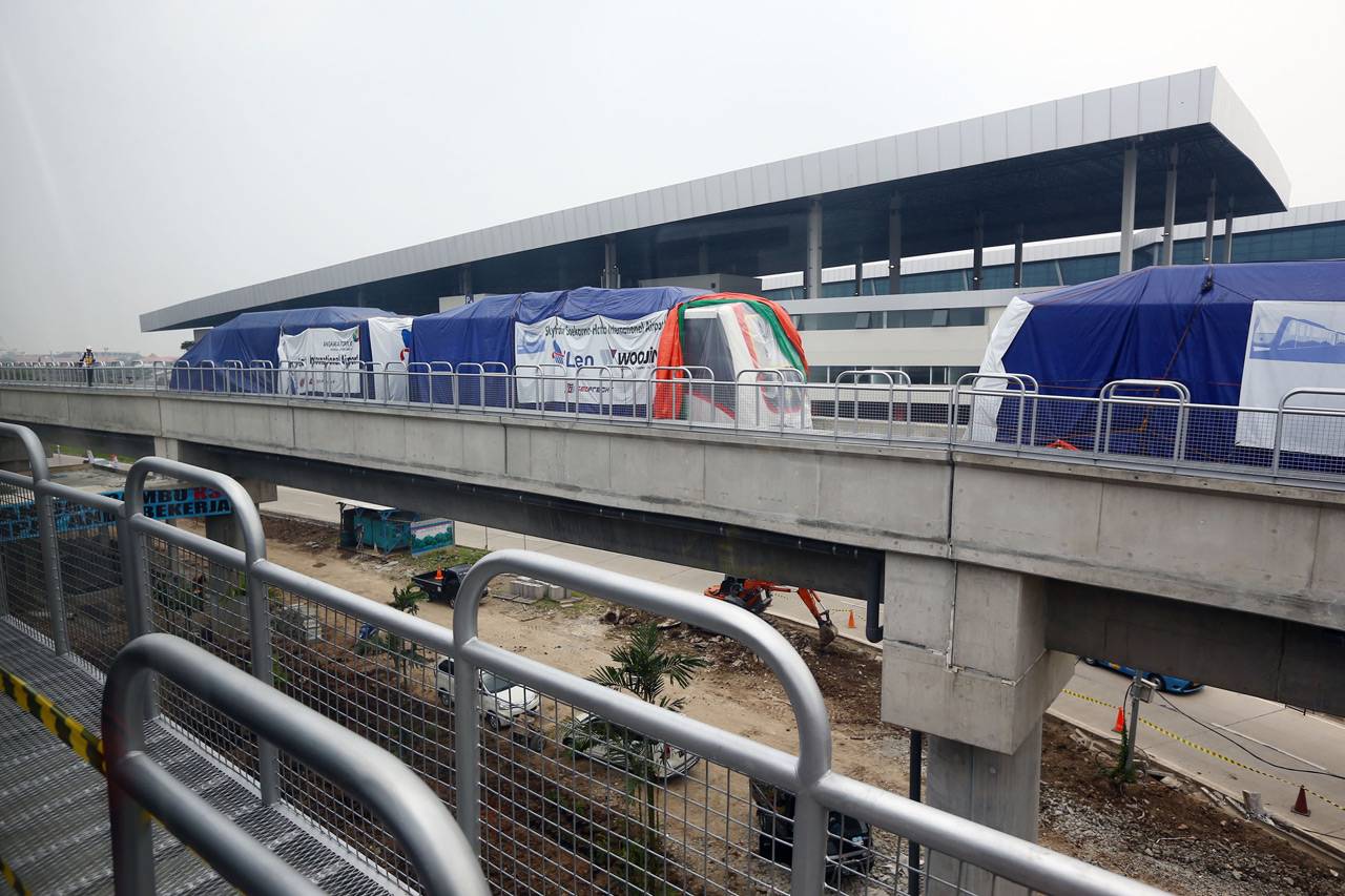 Ujicoba Skytrain di...