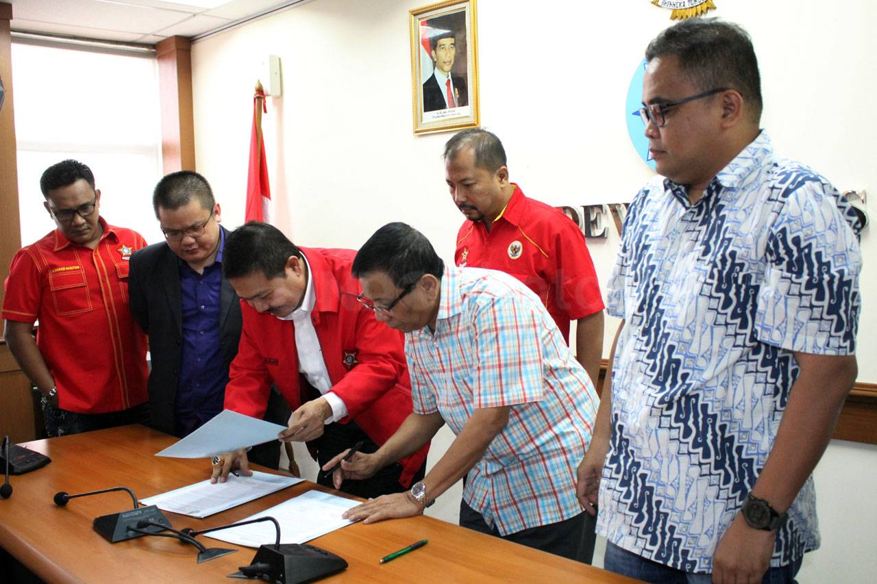 Dimediasi Dewan Pers,...