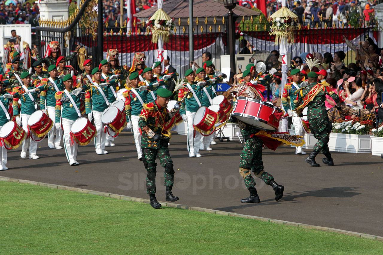 Presiden Jokowi Pimpin...