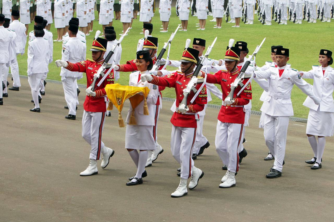Presiden Jokowi Pimpin...