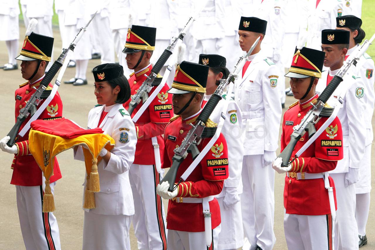 Presiden Jokowi Pimpin...