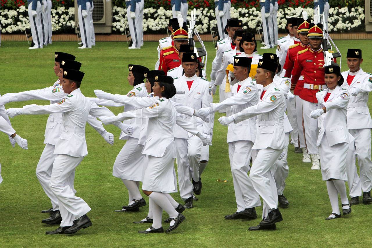Presiden Jokowi Pimpin...
