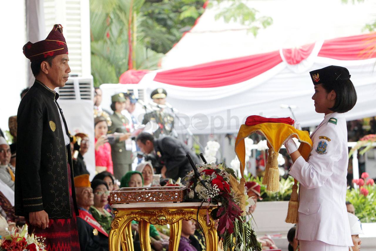 Presiden Jokowi Pimpin...