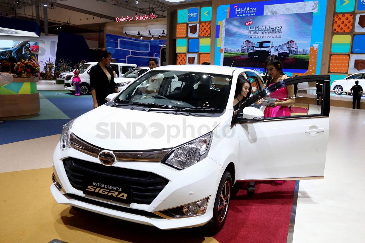 Daihatsu Sigra Laris...