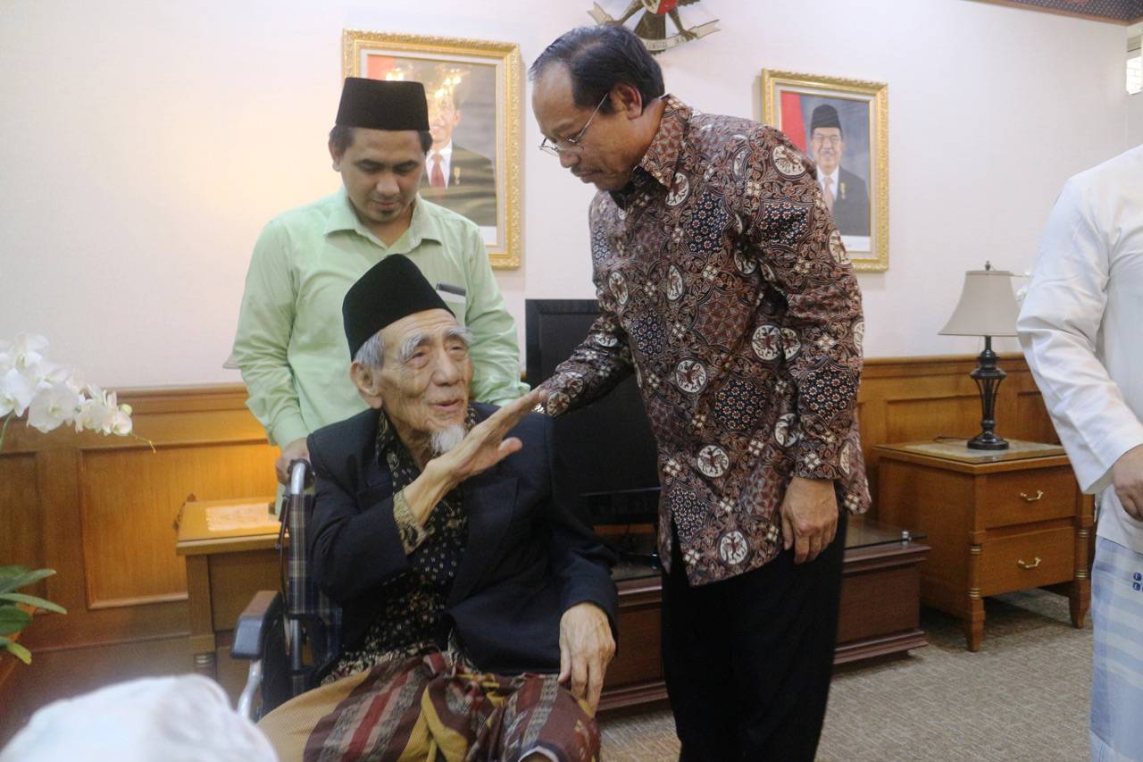 Djan Faridz Antar Mbah...