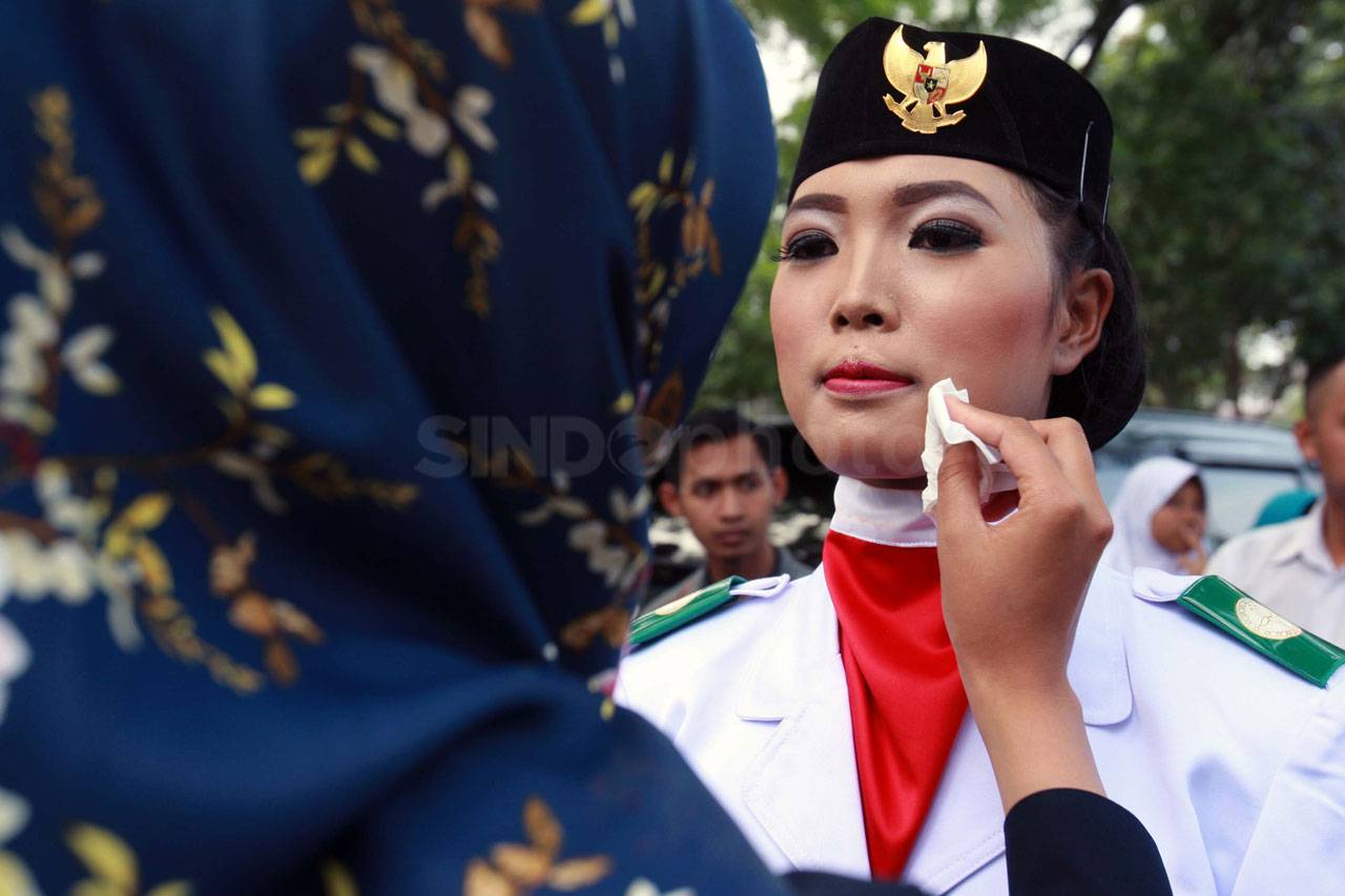 Air Mata Haru dan Bangga...