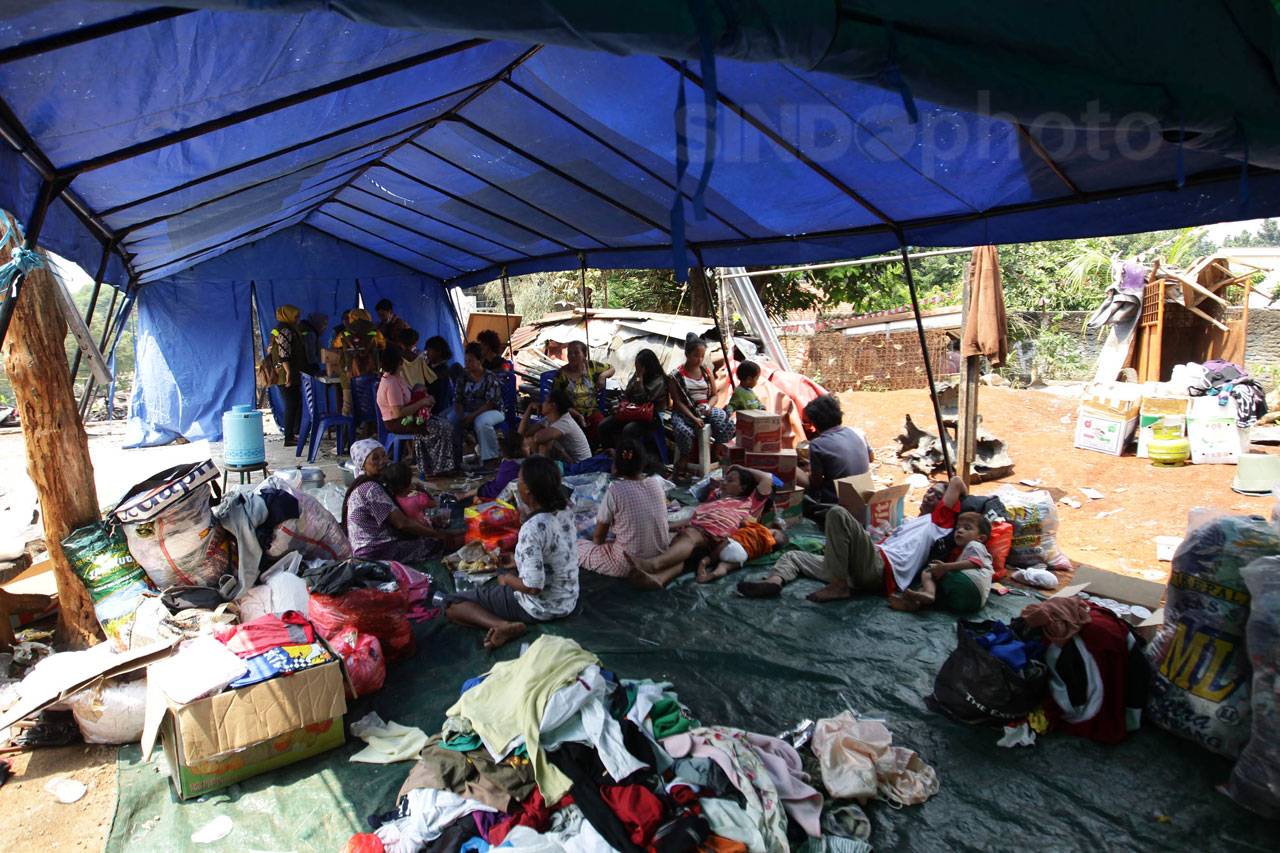 Sedikitnya 50 Rumah...